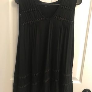 Black Lumi high-low shirt